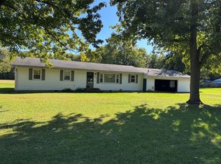 565 N 2nd St, Sheldon, IL 60966
