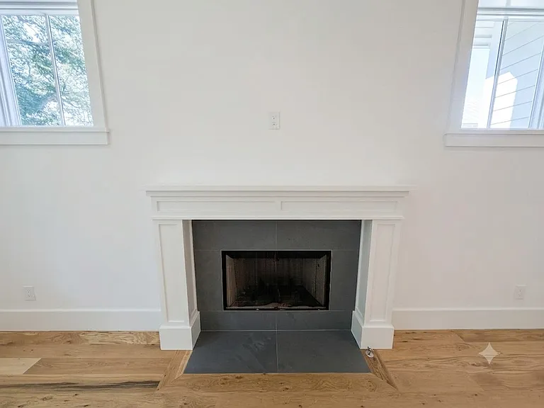 420 Waight St — Photo 8
