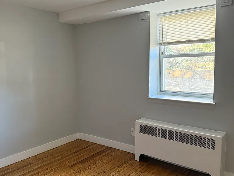 516 S Cherry St — Photo 10