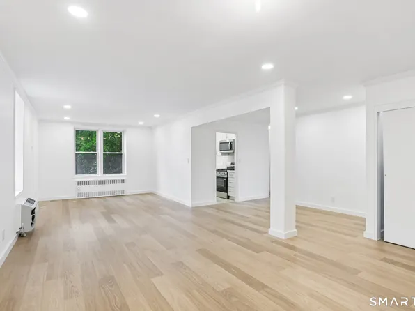 7 4th St APT 3H, Stamford, CT 06905