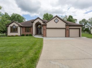 4404 Maple Tree Ct, Saint Joseph, MO 64506