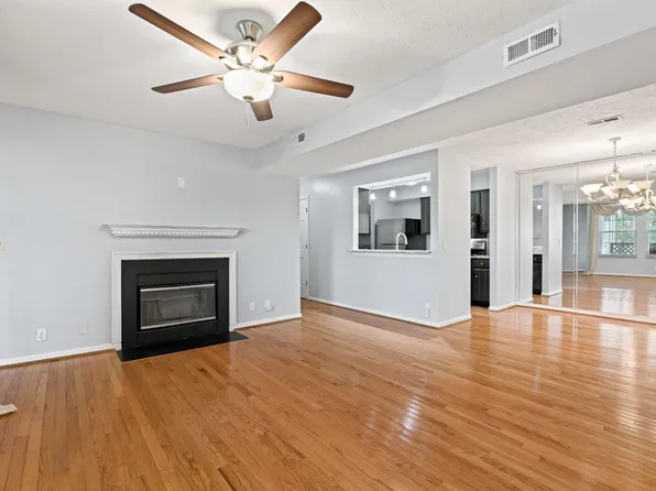 101 N Timber Dr, Nashville, TN 37214