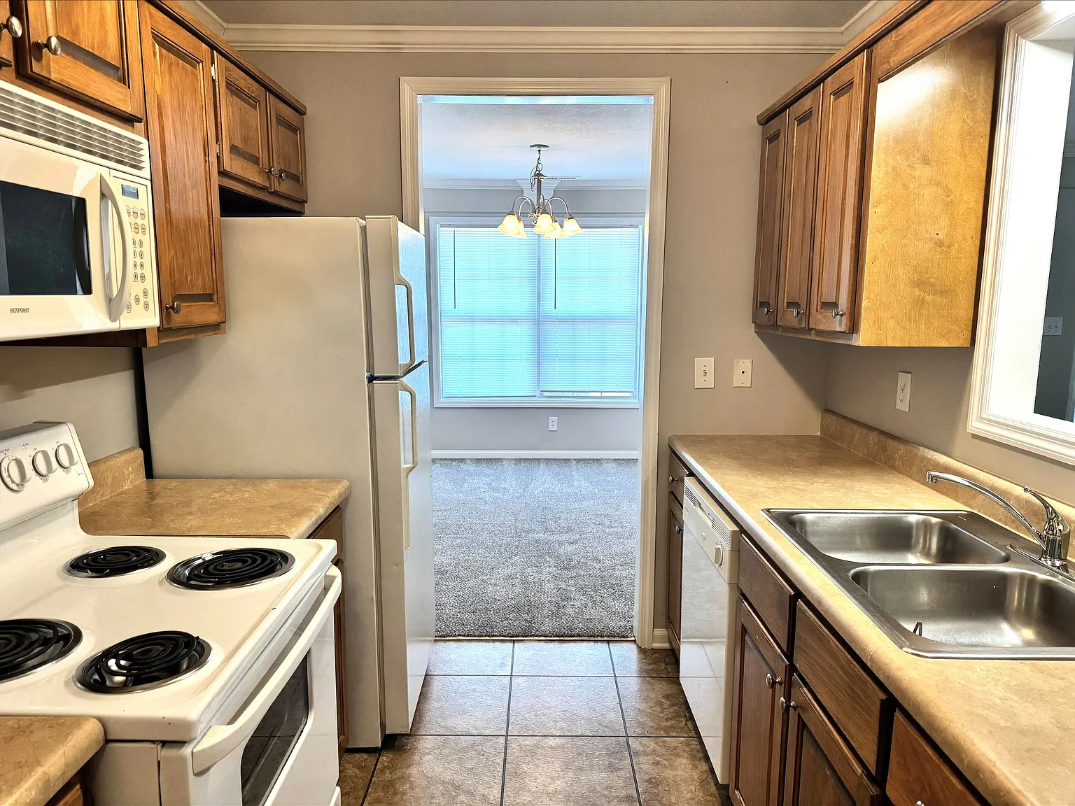 Oak Ridge Apartments — Photo 4