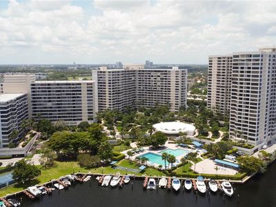 2500 Parkview Dr APT 510, Hallandale, FL, 33009