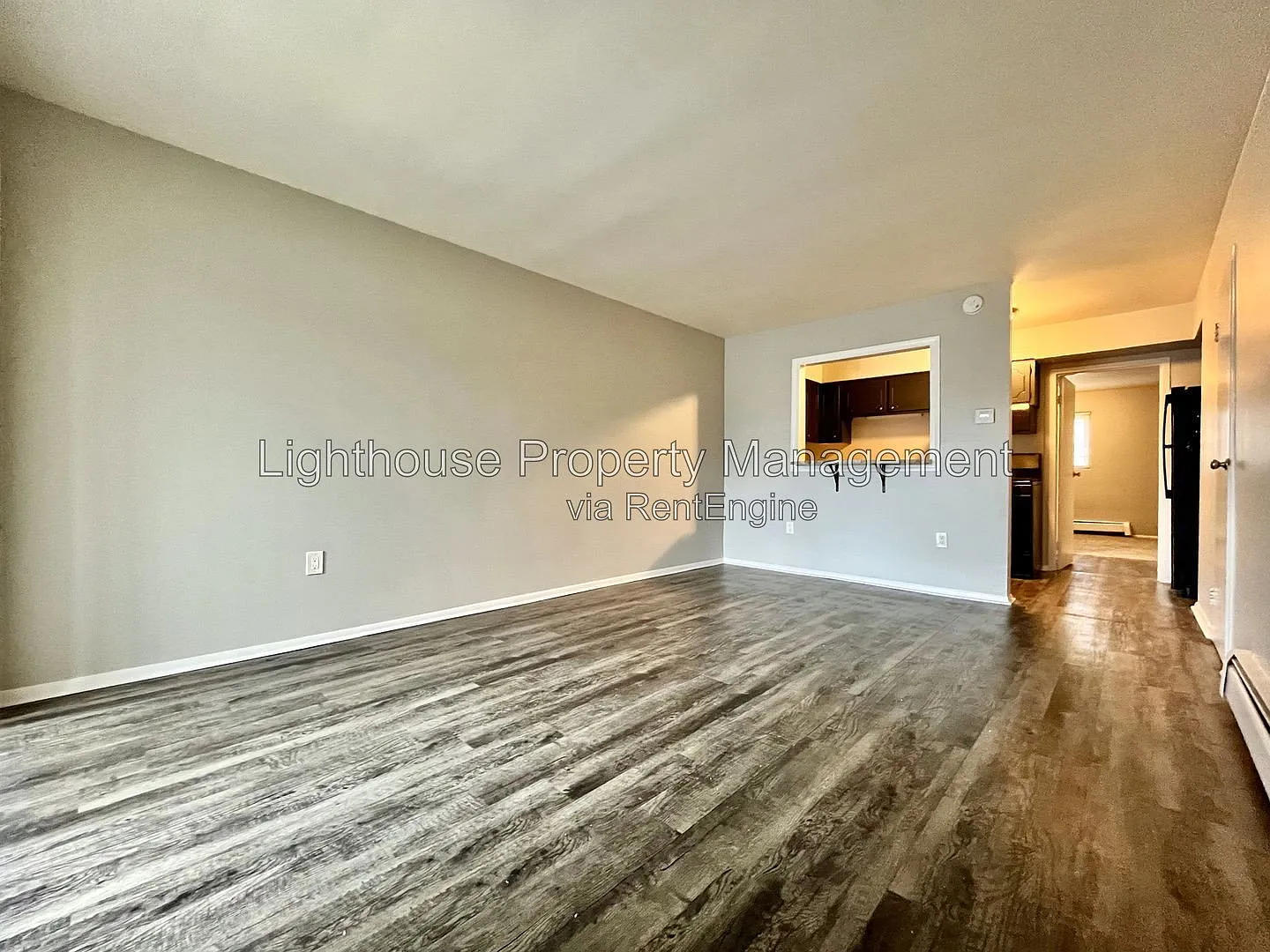 1 bed, 1.0 bath, 550 sqft, $1,195 — Photo 2