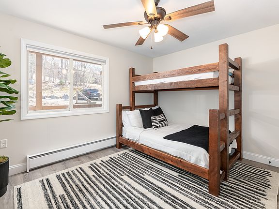 4th image of 23 Hummingbird Rd #1