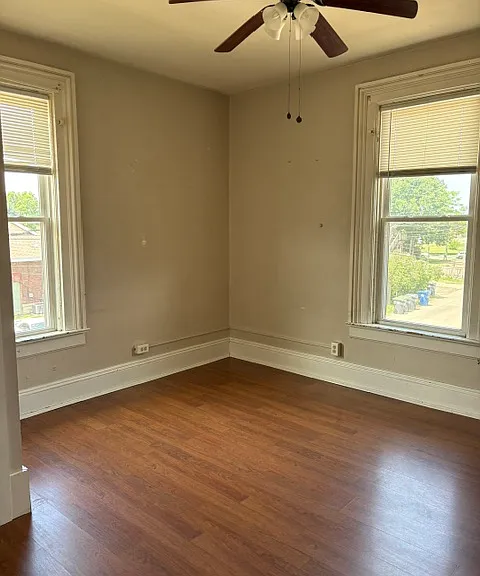 821 State St #4 — Photo 2