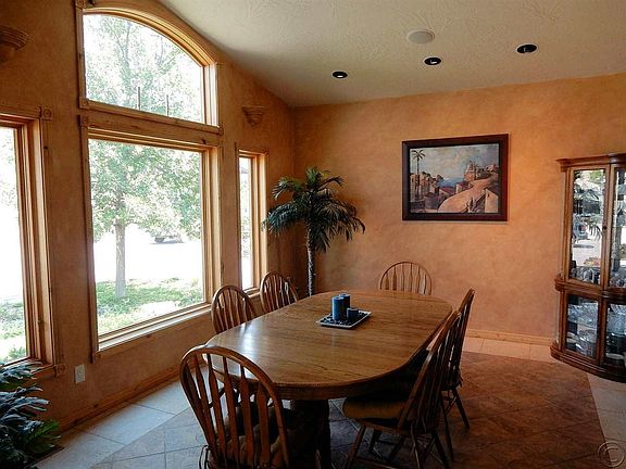 4th image of 4601 Goodan Ln