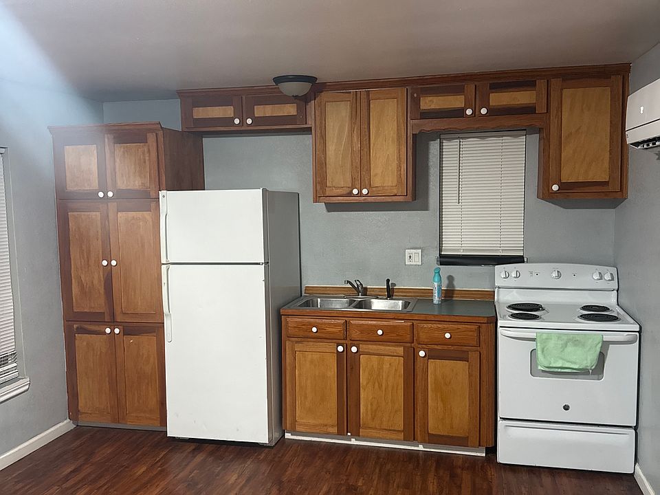 1st image of 2538 W Van St