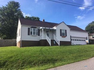113 Wintergreen St, Bluefield, WV 24701