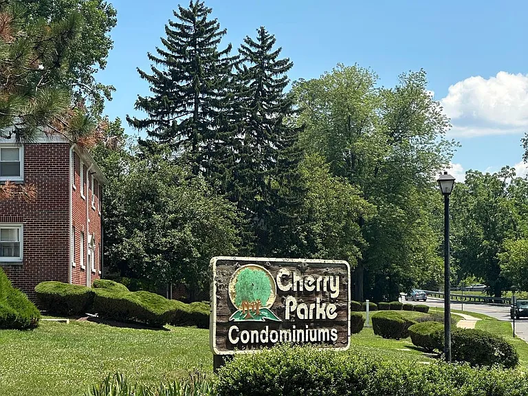 131 Cherry Parke #B — Photo 12