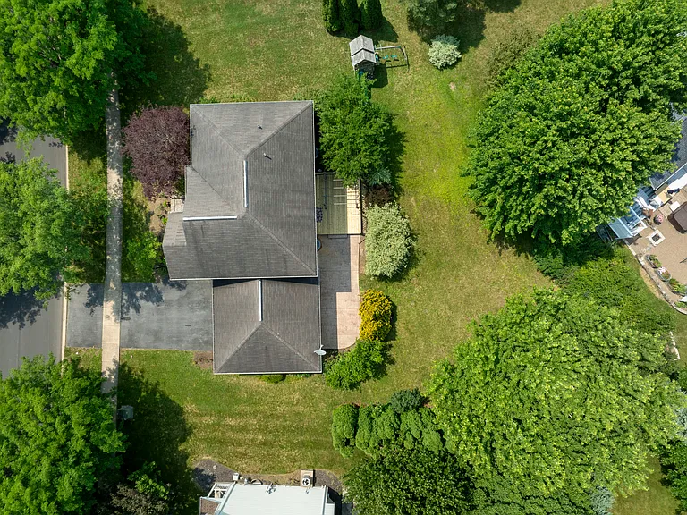 2184 Autumnwood Dr — Photo 54