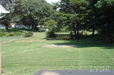 3rd image of 108 Woodbine Dr