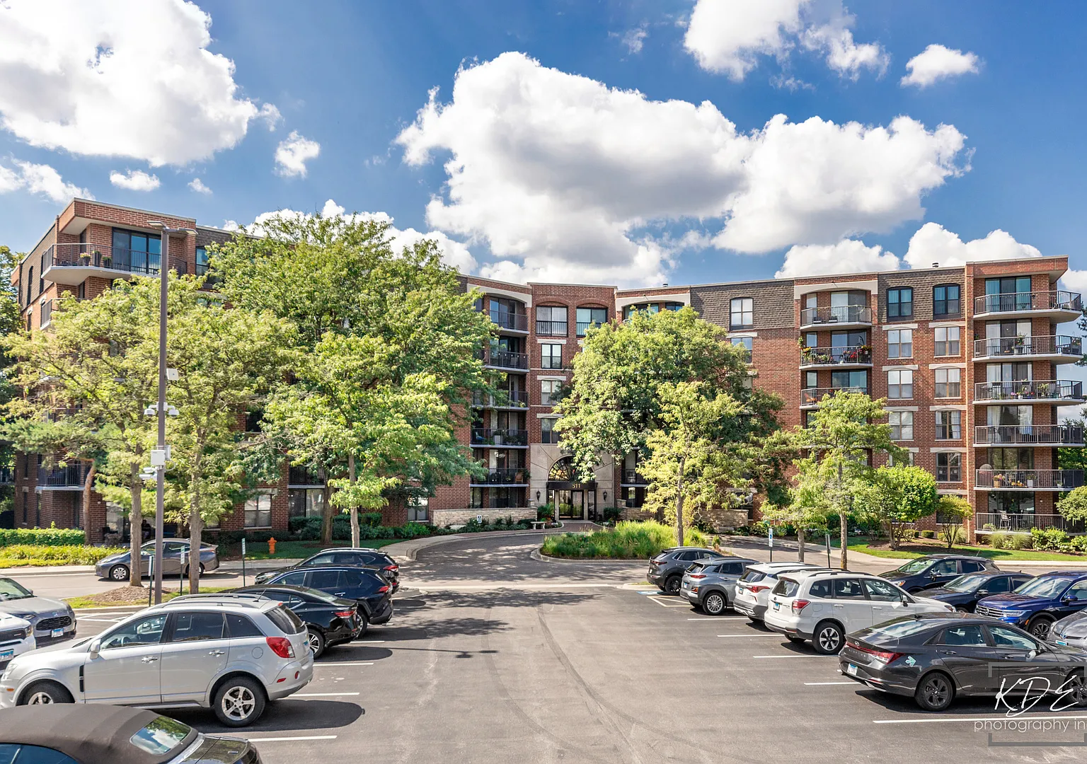 2 bed, 1334 sqft, $3,000 — Photo 1