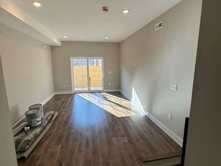 2328 Turner St #1 — Photo 3