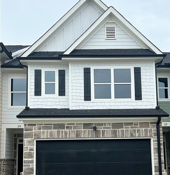 1st image of 29 Crest Dr #4