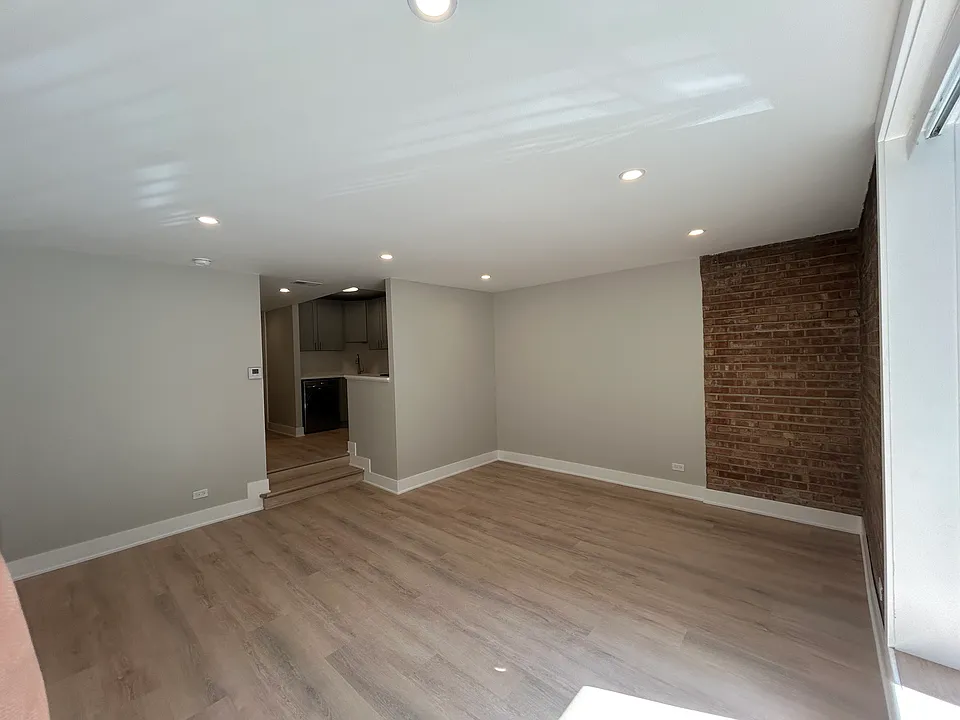 1212 N Lasalle St #D2