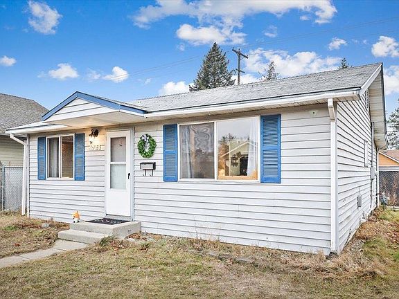 2nd image of 4723 N Post St