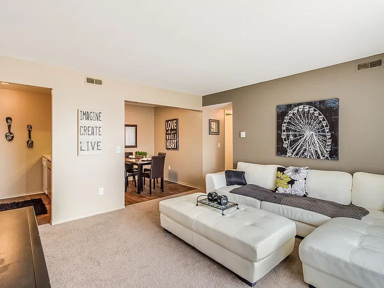55 Suzanne Dr — Photo 20