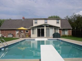 235 S Mustin Dr, Anderson, IN 46012