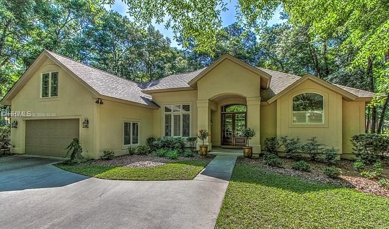 1st image of 20 Chaplin Dr #1