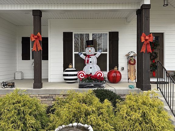 4th image of 3378 New Hall Rd