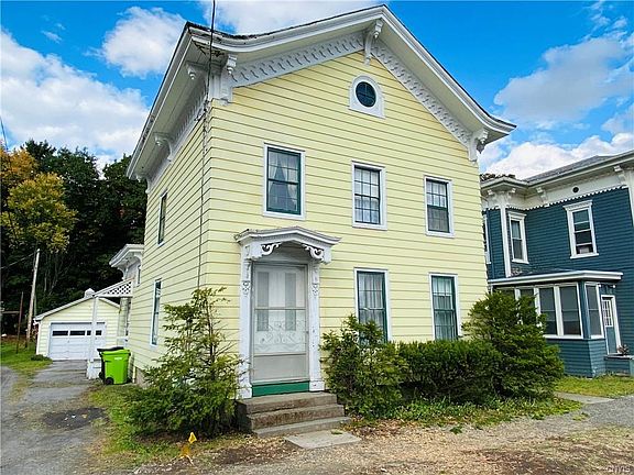 2nd image of 17 James St