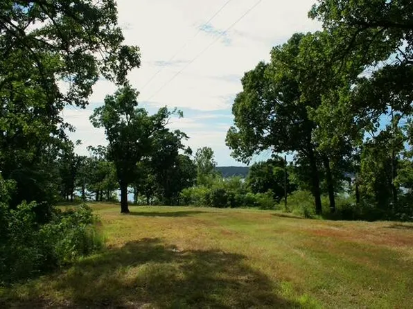 E 198th Rd, Wyandotte, OK 74370