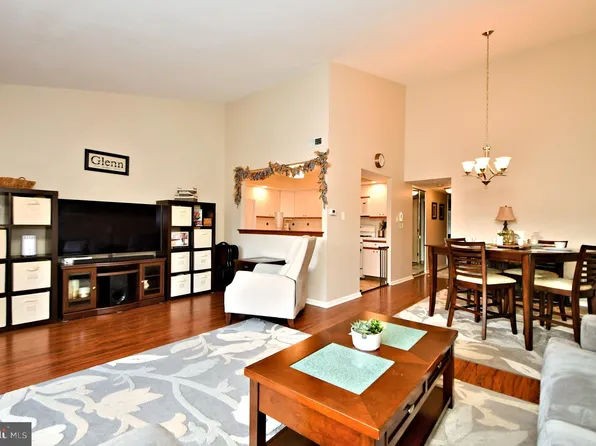 2015 Welsh Rd APT E70, Philadelphia, PA 19115