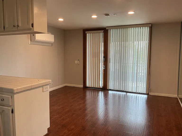 17210 Newhope St #1304 — Photo 2