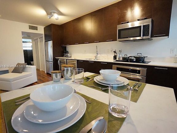2nd image of 1560 Pennsylvania Ave APT 214