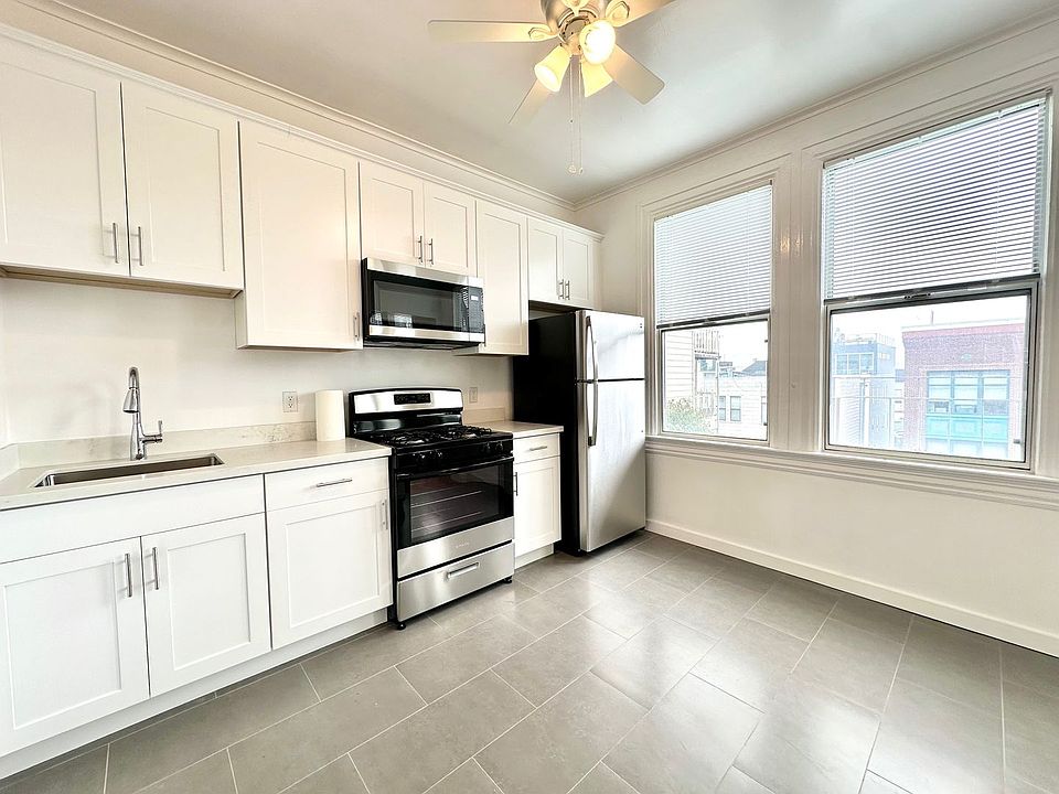 1st image of 1024-1028 Montgomery St #1024