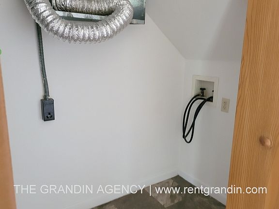 5th image of 103 W Augusta Ave #103