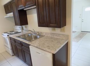 2044A Martin Ave, Chesapeake, VA 23324