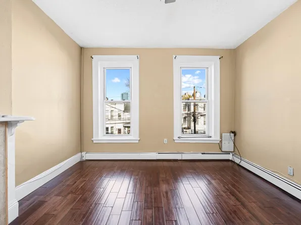 37 Belmont Avenue image 5 of 18