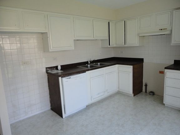 5th image of 4126 Brentwood Ln