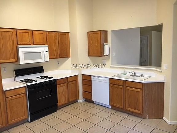 4th image of 8364 Lodge Haven St