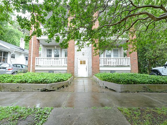 2nd image of 625 Delaware Ave #2
