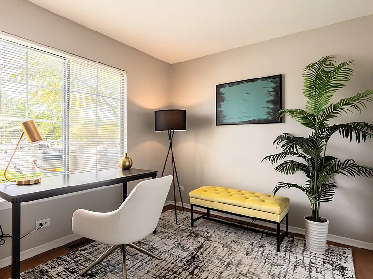 Savannah Trace Apartments — Photo 17