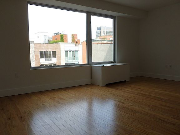 3rd image of 2270 Frederick Douglass Blvd #6A