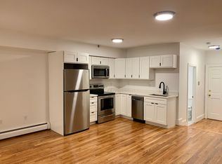 141 Beacon St #1F, Boston, MA 02116