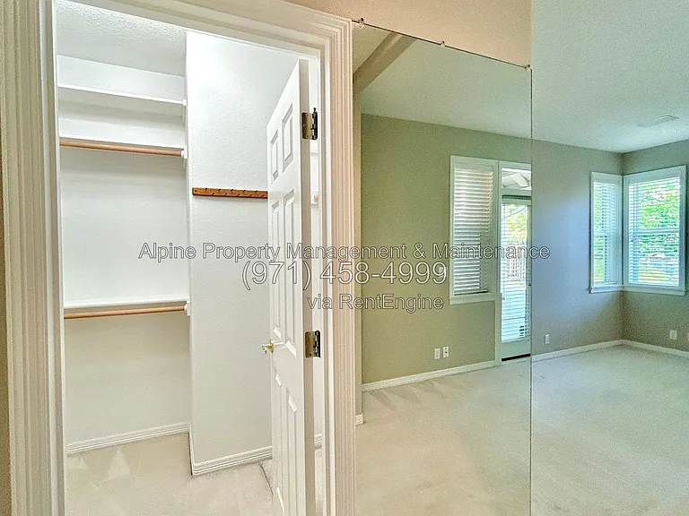 820 NW Pebble Beach Way — Photo 25