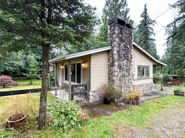11185 272nd St, Maple Ridge, BC V2W 1Y6
