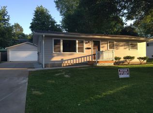 515 Spruce Dr, Pella, IA 50219