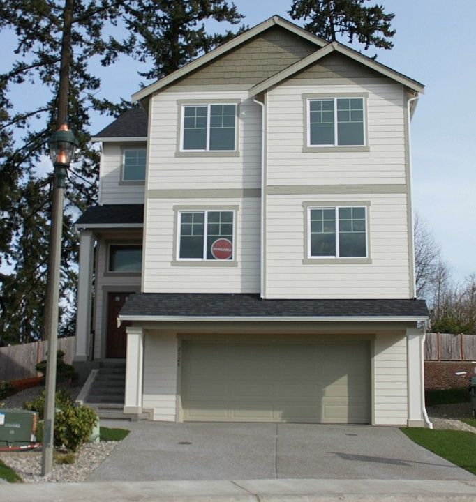 1st image of 2528 189th Street Ct E