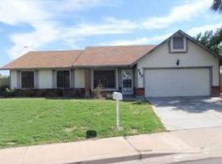949 N Pyxie Cir, Mesa, AZ 85205