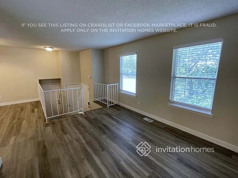 17634 Snowberry Way — Photo 5