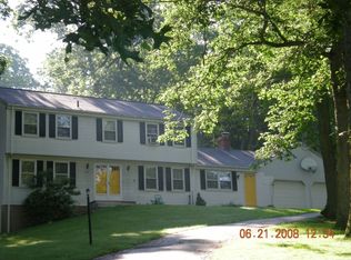 455 Cedar Ridge Dr, Glastonbury, CT 06033
