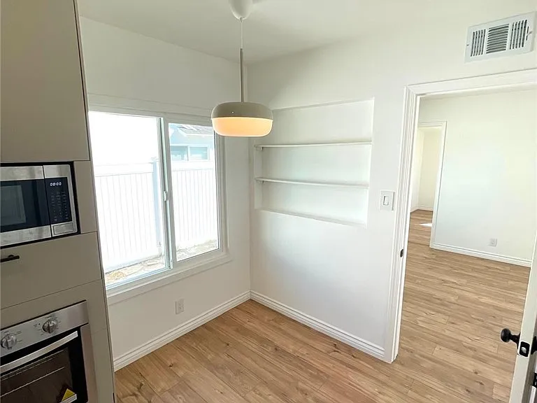 8015 McNulty Ave — Photo 8