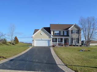 41411 N Blackhawk Trl, Wadsworth, IL 60083